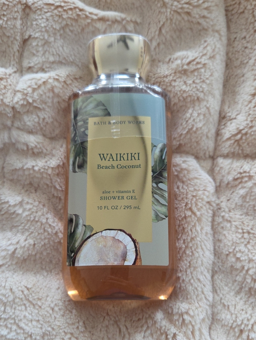 Bath & Body Works Waikiki Beach Coconut Shower Gel